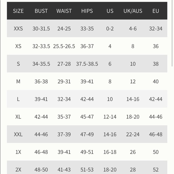 Fabletics High-Waisted Heathered Pocket Crop Leggings - Picture 5 of 6